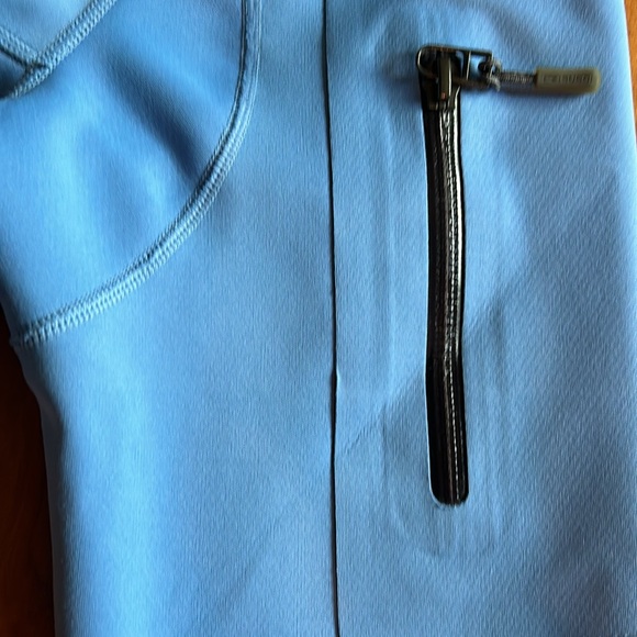 Woman’s Sugoi jacket - Size Medium - Picture 3 of 5